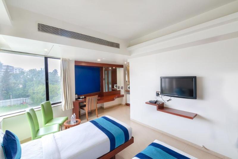 Hotel Mint Montvert Baner Pune Exterior photo